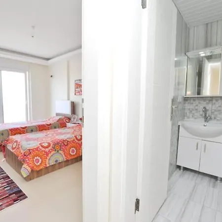 Современные Апартаменты С Эксклюзивным Дизайном Apartamento